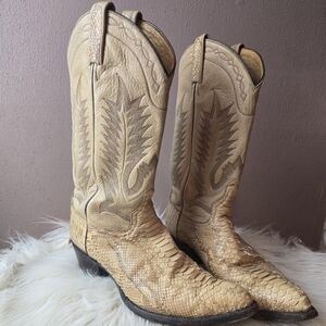 Tony Lama Tan Snakeskin Boots 7D
